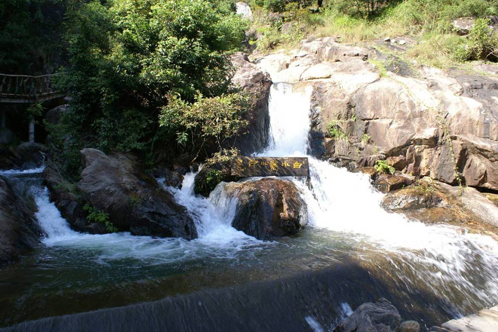 置身大自然，，，，，享受生涯兴趣，，，，，朋侪情深谊重